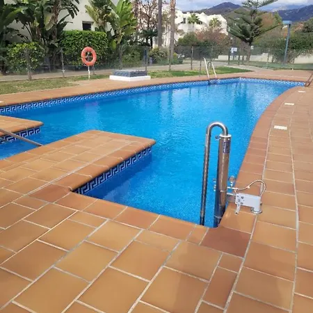 Santa Maria Greenhills Apartment *