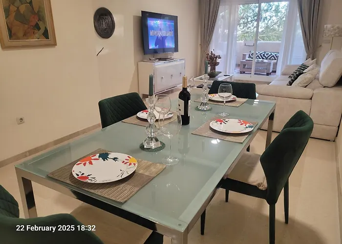 Santa Maria Greenhills Apartamento *